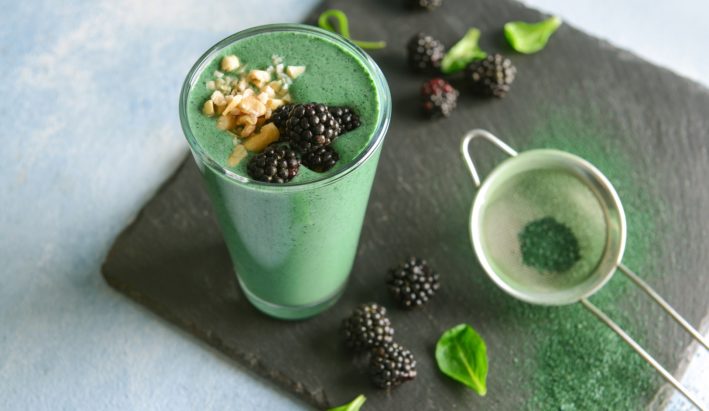 terapia sokami, zielony koktajl, smoothie